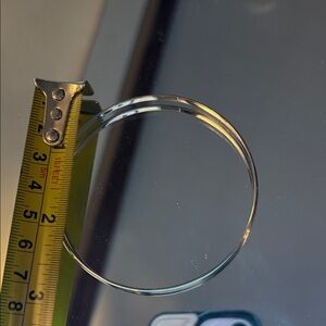 Elegant Silver tone Bangle Bracelet